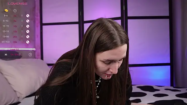 Snapshot of Alice_Goth chatting on 03/08/26, 08:40 Alice Goth online show from 03/08/26, 08:40