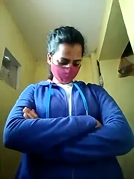 Namrta cute online show from 01/12/26, 02:17