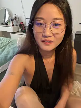 AnnieLi888 online show from 03/18/26, 07:22