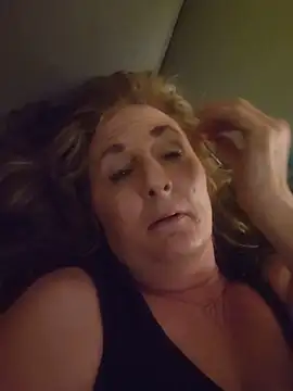 Snapshot of HotAzMilf chatting on 03/10/26, 05:07 HotAzMilf online show from 03/10/26, 05:07