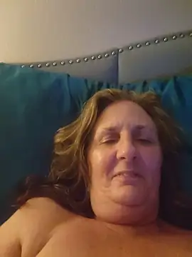 Snapshot of HotAzMilf chatting on 03/13/26, 08:21 HotAzMilf online show from 03/13/26, 08:21