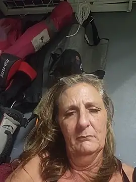 Snapshot of HotAzMilf chatting on 04/15/26, 03:57 HotAzMilf online show from 04/15/26, 03:57