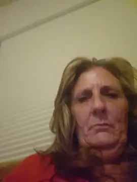 Snapshot of HotAzMilf chatting on 04/18/26, 06:50 HotAzMilf online show from 04/18/26, 06:50