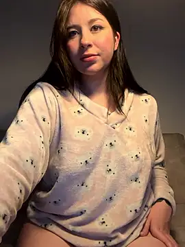 evelynrosess1 online show from 01/07/26, 03:53