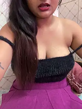Snapshot of Curvy_Anaya chatting on 03/10/26, 07:24 Curvy Anaya online show from 03/10/26, 07:24