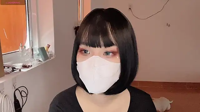 Snapshot of Tieu-May chatting on 02/08/26, 06:50 Tieu-May online show from 02/08/26, 06:50