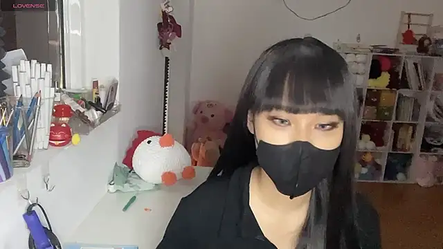 Snapshot of Tieu-May chatting on 03/03/26, 08:31 Tieu-May online show from 03/03/26, 08:31