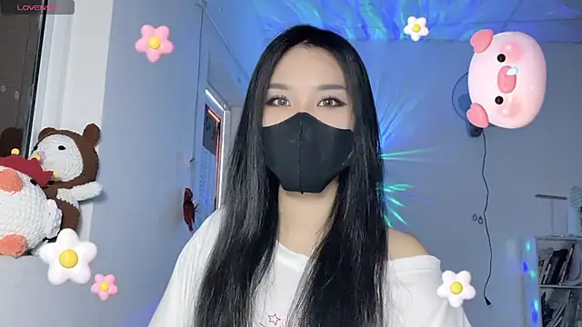 Tieu-May online show from 05/28/26, 07:38
