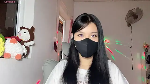 Tieu-May online show from 06/05/26, 07:36