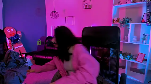 Snapshot of sweetie_chloe_ chatting on 01/19/26, 01:04 sweetie chloe online show from 01/19/26, 01:04