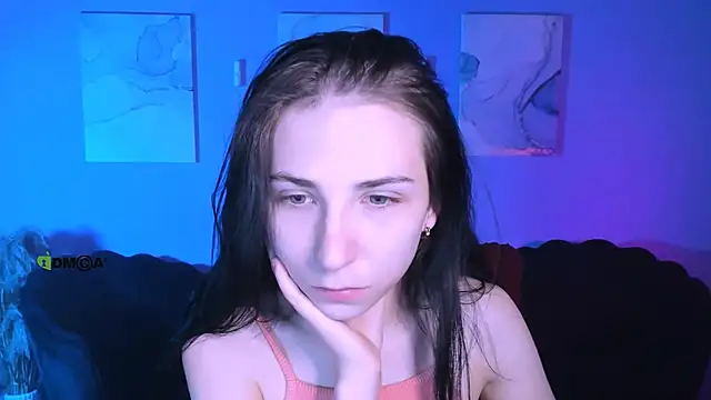 Snapshot of sweetie_chloe_ chatting on 02/10/26, 11:36 sweetie chloe online show from 02/10/26, 11:36