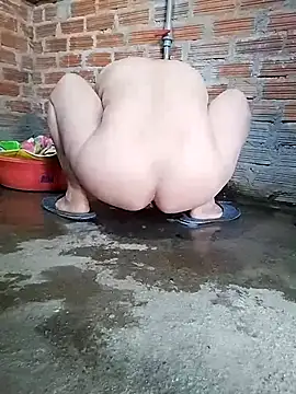 Snapshot of RinaPink chatting on 02/01/26, 04:11 RinaPink online show from 02/01/26, 04:11