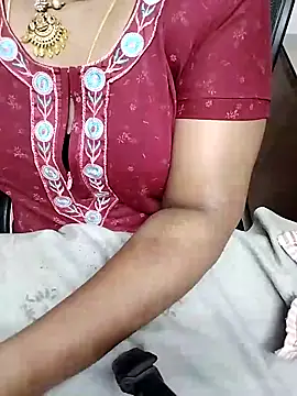 Snapshot of tamil-monisha chatting on 02/12/26, 01:28 tamil-monisha online show from 02/12/26, 01:28