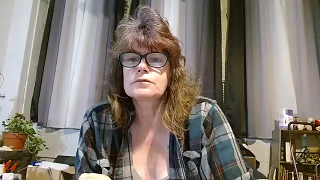 ladylavende3 online show from 02/26/25, 04:14