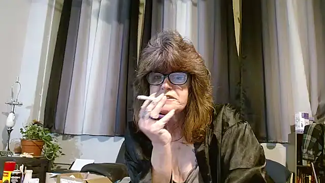 ladylavende3 online show from 03/02/25, 06:48