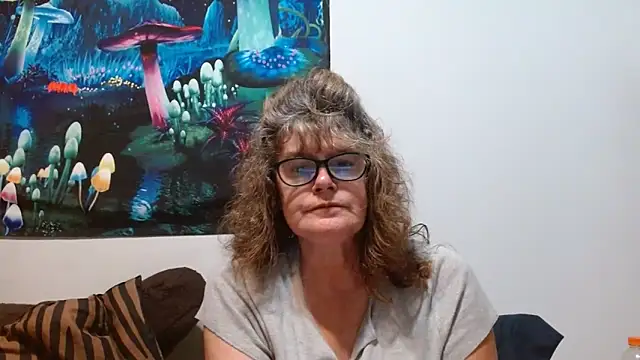 ladylavende3 online show from 09/25/25, 05:44