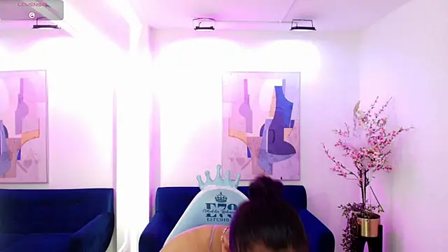 Snapshot of Ary_gala chatting on 04/13/26, 11:27 Ary gala online show from 04/13/26, 11:27