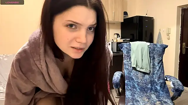 Snapshot of RiaDendy chatting on 02/01/26, 03:27 RiaDendy online show from 02/01/26, 03:27