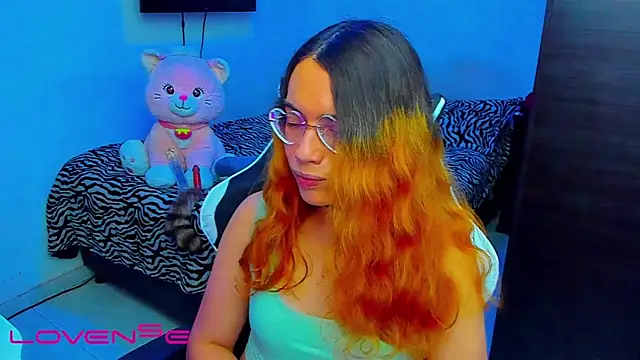 Snapshot of lillykittyyy chatting on 04/18/26, 03:21 lillykittyyy online show from 04/18/26, 03:21