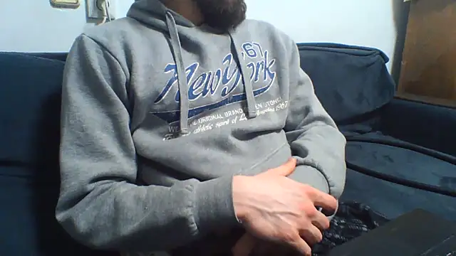 Snapshot of KaelNox chatting on 05/09/26, 07:52 KaelNox online show from 05/09/26, 07:52