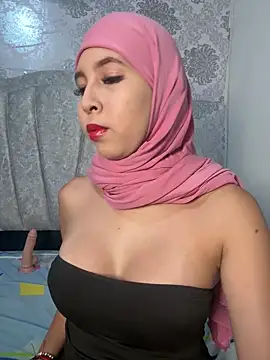 Snapshot of Shann_95 chatting on 04/24/26, 04:31 Shann 95 online show from 04/24/26, 04:31