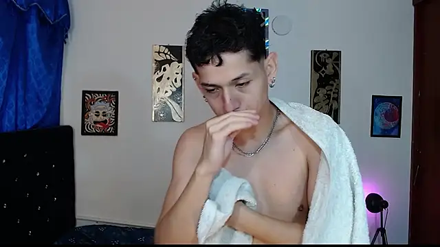 Snapshot of yorsamm_smit chatting on 03/18/26, 02:37 yorsamm smit online show from 03/18/26, 02:37