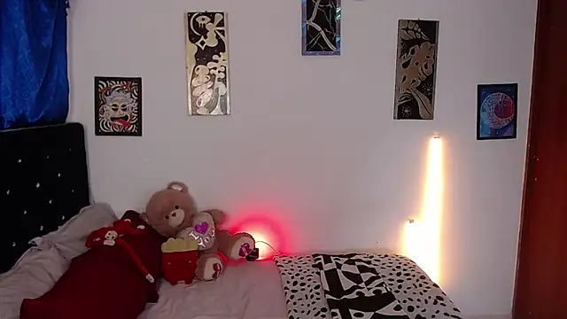 Snapshot of yorsamm_smit chatting on 04/16/26, 02:12 yorsamm smit online show from 04/16/26, 02:12