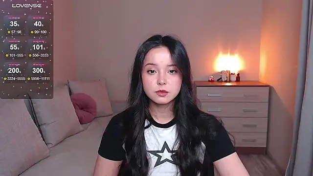 lia hetty online show from 10/06/25, 02:14