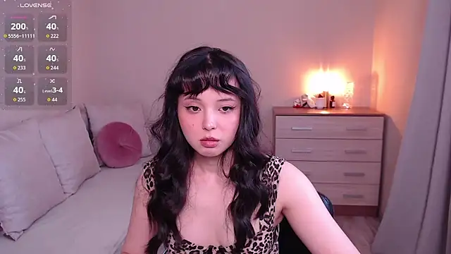 Snapshot of lia_hetty chatting on 03/29/26, 01:44 lia hetty online show from 03/29/26, 01:44