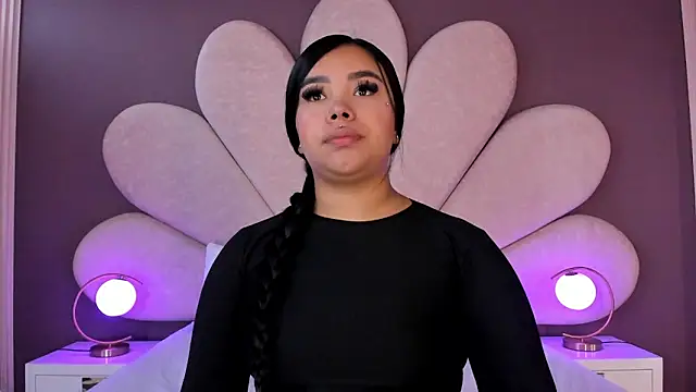 Liaevans   online show from 01/12/26, 07:08