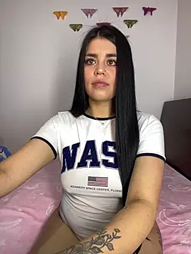 sophyy white online show from 02/11/26, 10:15