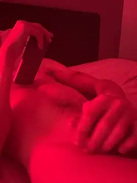 Snapshot of cloudyplay661 chatting on 02/11/26, 11:10 cloudyplay661 online show from 02/11/26, 11:10