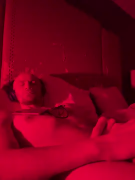 Snapshot of cloudyplay661 chatting on 03/21/26, 06:51 cloudyplay661 online show from 03/21/26, 06:51