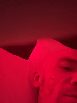 Snapshot of cloudyplay661 chatting on 04/01/26, 03:51 cloudyplay661 online show from 04/01/26, 03:51