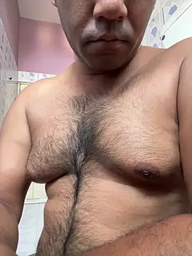 Snapshot of Lucky___05 chatting on 03/13/26, 03:46 Lucky 05 online show from 03/13/26, 03:46