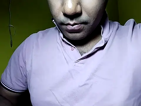 Snapshot of Lucky___05 chatting on 04/08/26, 05:29 Lucky 05 online show from 04/08/26, 05:29