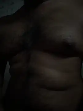 Snapshot of Lucky___05 chatting on 04/16/26, 03:29 Lucky 05 online show from 04/16/26, 03:29