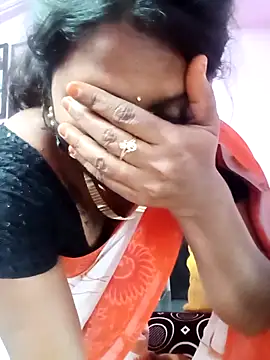 Tamil Hot Anu online show from 02/15/26, 11:23