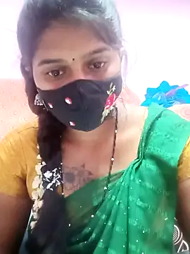 Snapshot of Tamil_Hot_Anu chatting on 04/01/26, 04:02 Tamil Hot Anu online show from 04/01/26, 04:02