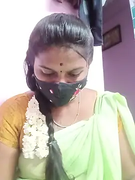 Snapshot of Tamil_Hot_Anu chatting on 05/26/26, 02:46 Tamil Hot Anu online show from 05/26/26, 02:46