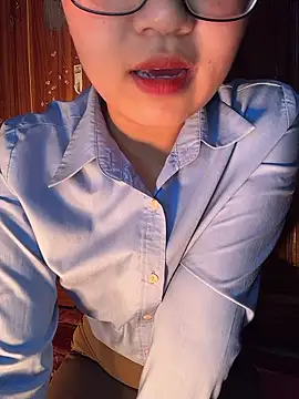 Bong lovelyy online show from 01/09/26, 05:10