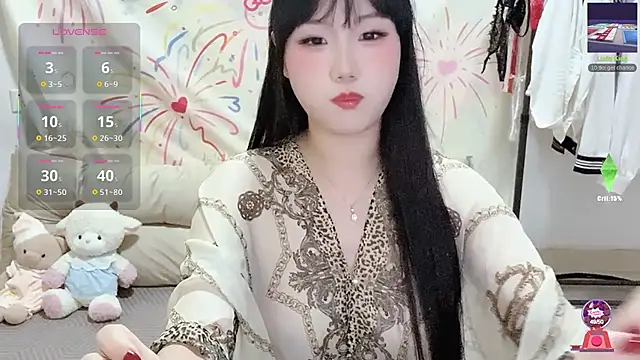 xiaoguai99 online show from 05/12/26, 01:08