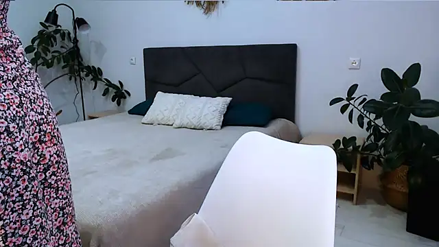 Snapshot of LOVELYBABY66 chatting on 04/02/26, 03:04 LOVELYBABY66 online show from 04/02/26, 03:04