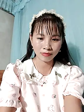 Snapshot of Wily-06 chatting on 04/17/26, 03:04 Wily-06 online show from 04/17/26, 03:04