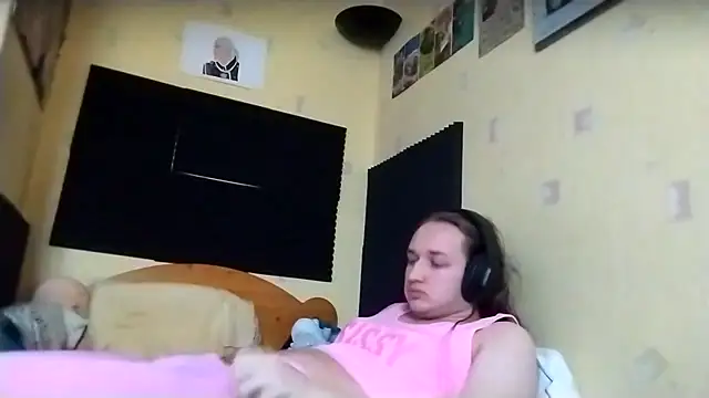 julialafemboy59 online show from 02/05/26, 02:43