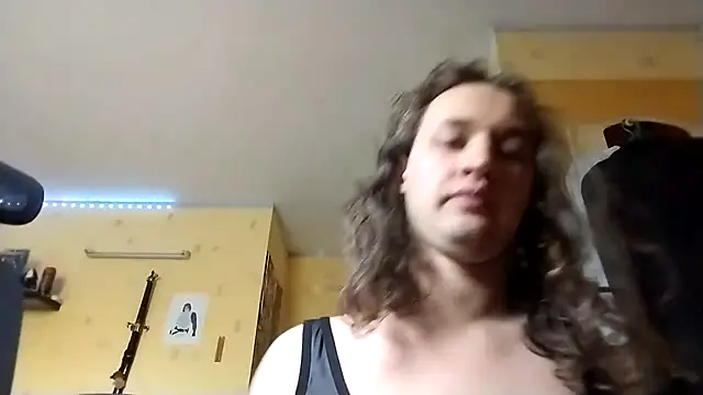 julialafemboy59 online show from 02/26/26, 09:30