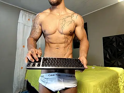 Snapshot of jacob_bentley chatting on 04/23/26, 02:19 jacob bentley online show from 04/23/26, 02:19