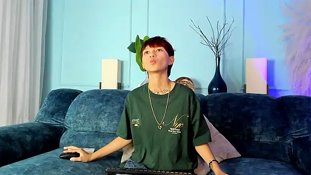 Jessi Suho online show from 01/11/26, 07:52