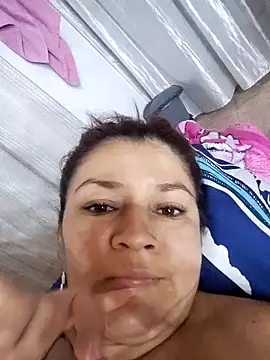 pelusaa2103 online show from 01/18/26, 04:16