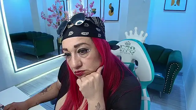 Snapshot of Hannah_andrews chatting on 01/13/26, 07:30 Hannah andrews online show from 01/13/26, 07:30